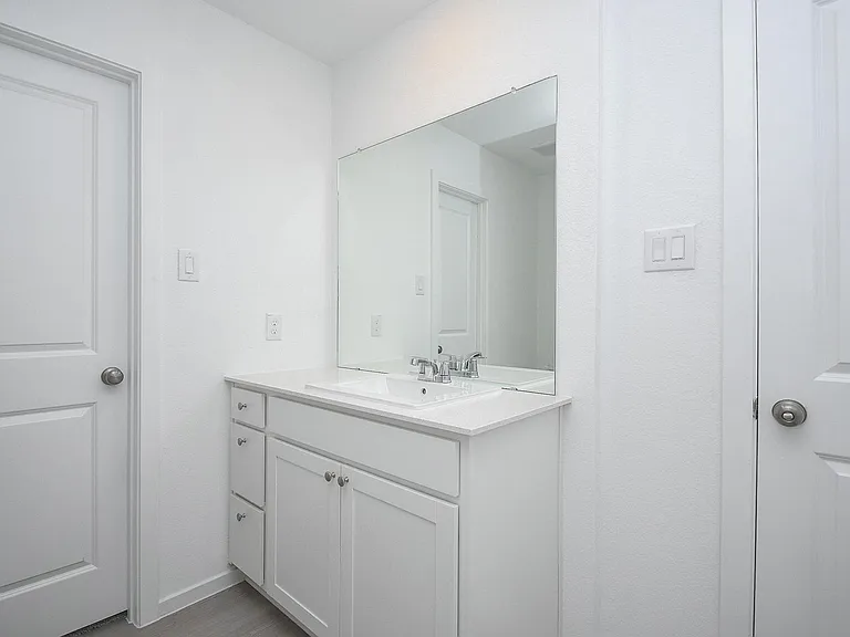 923 Capracotta Dr — Photo 18