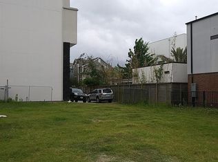 713 Nicholson St #B, Houston, TX 77007