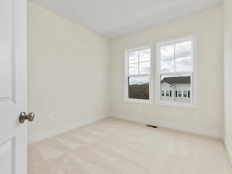 123 Choke Cherry Ct — Photo 22