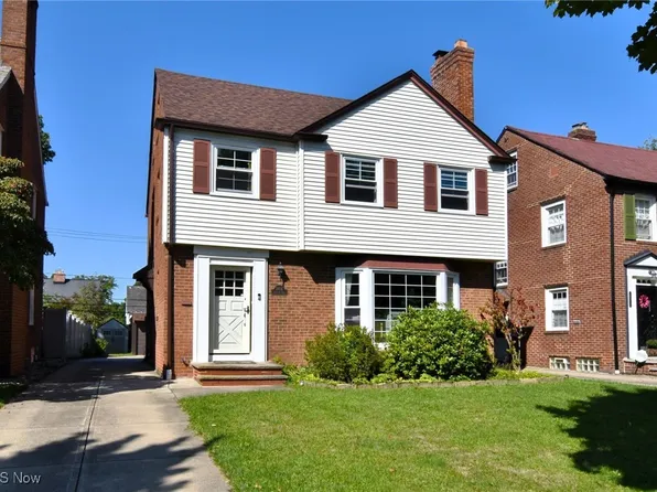 2464 Saybrook Rd, University Heights, OH 44118