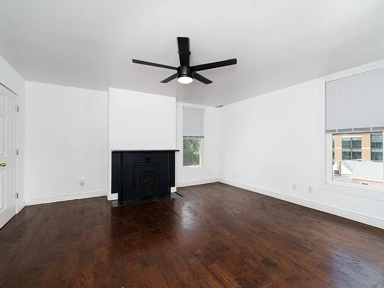 131 Ross Ave #2 — Photo 7