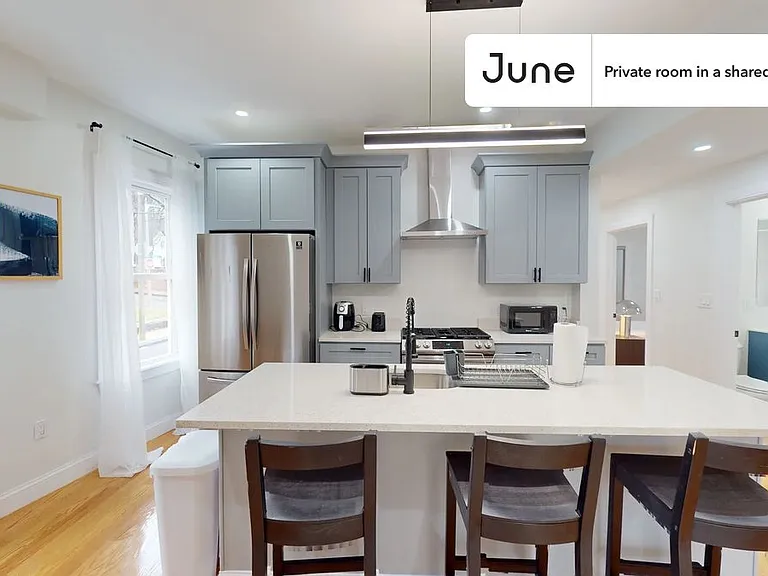 41 Dorr St #D — Photo 3