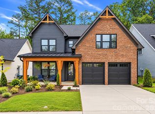 3041 Kinger Ln, Matthews, NC 28105