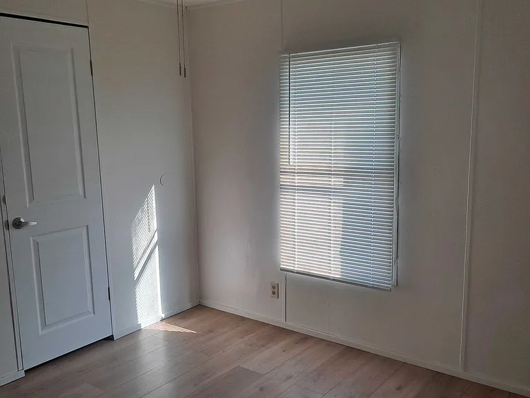 4022 E Harris St — Photo 5