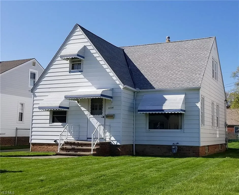 8206 Renwood Dr photo 1