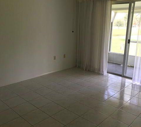 2nd image of 3088 Grovewood Blvd