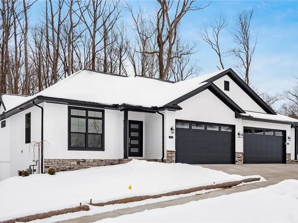 3462 Jamestown Dr, Zanesville, OH 43701