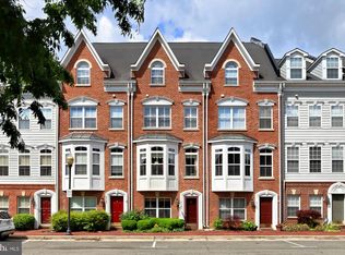 5127 Gardner Dr, Alexandria, VA 22304