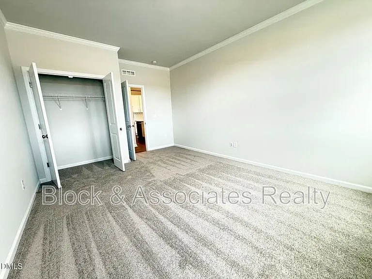304 Marmalade Sky Ln — Photo 12