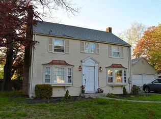 1570 Plumtree Rd, Springfield, MA 01119