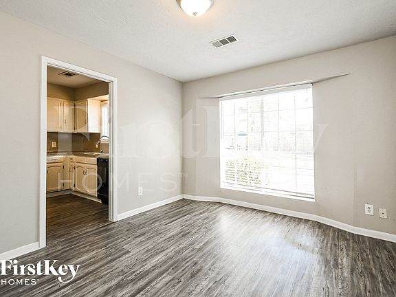 5th image of 3201 Park Meadows Ave