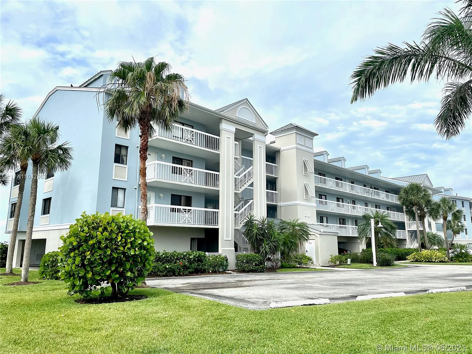 Inlet Village S Condo -Ph — Photo 1