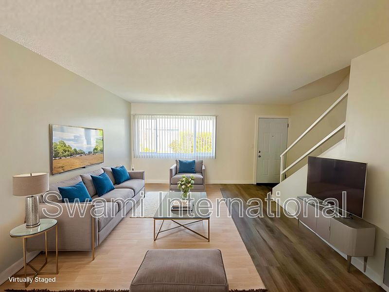 1st image of 25907 Oak St #23
