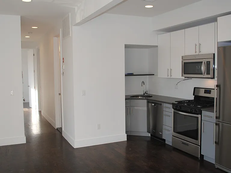 3021 Tilden Ave #1 — Photo 5