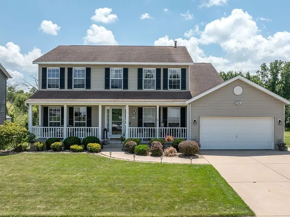 2011 Fox Trail Dr NE, Cedar Rapids, IA 52402