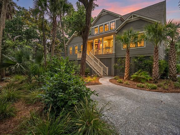 5th image of 346 Governors Dr