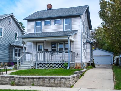 2121 W Lawn Ave, Racine, WI, 53405