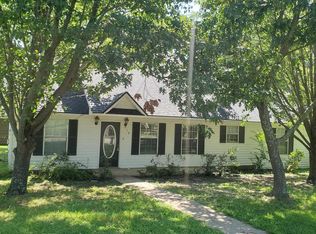 908 Texas St, Mena, AR 71953