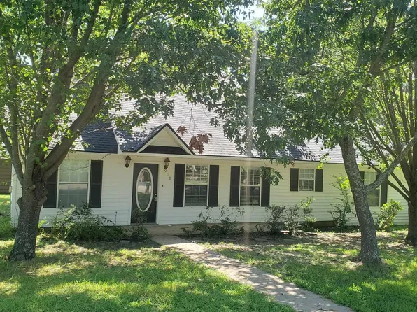 908 Texas St, Mena, AR 71953