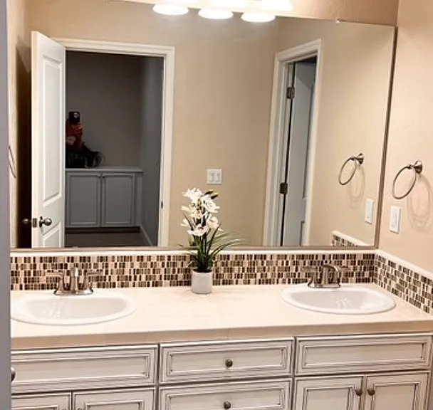 1821 W Corvina Ave — Photo 15