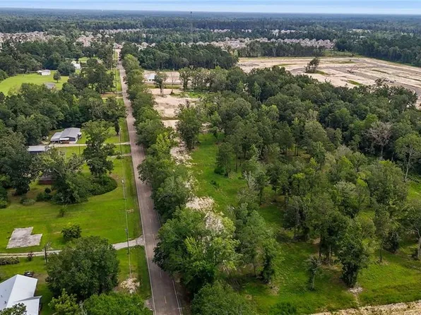 39462 Lees Landing Rd, Ponchatoula, LA 70454