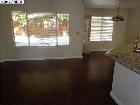 5th image of 300 Kilgarvan Ct