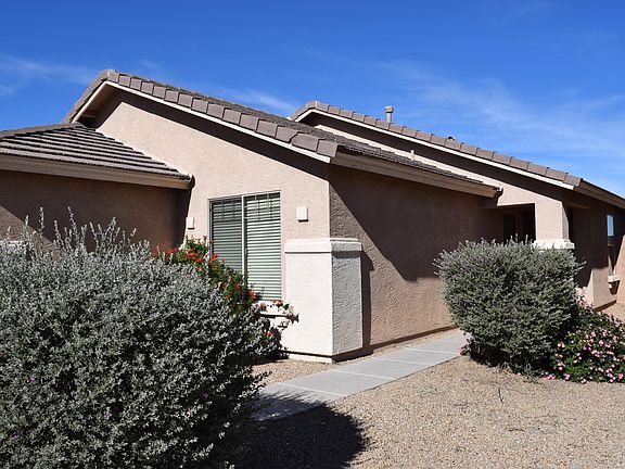 3rd image of 13920 W Maui Ln