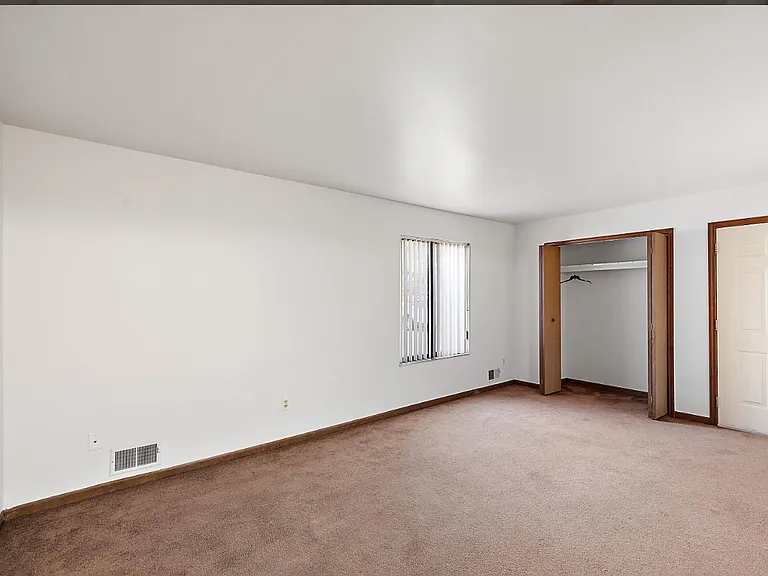 16411 E Ten Mile Rd #8 — Photo 17