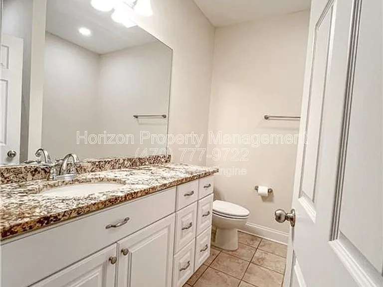 2475 Terrace Vw NW — Photo 14