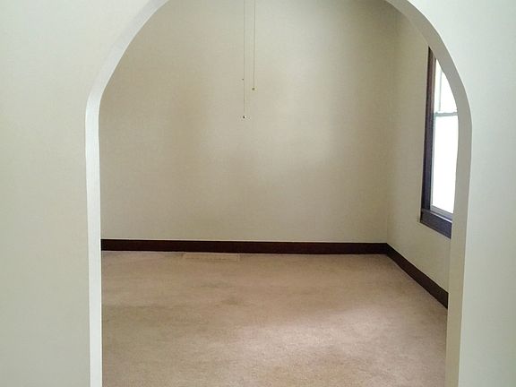 5th image of 546 N Cedar St