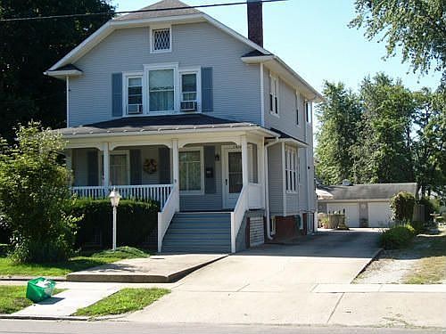 1st image of 1470 E Knox St