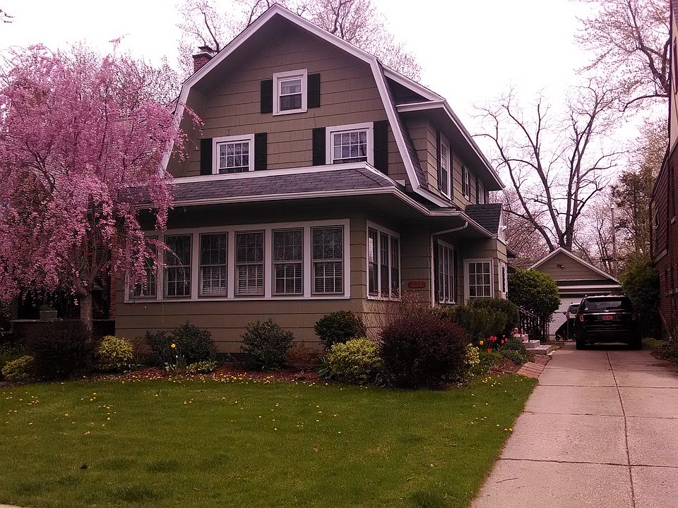 1st image of 335 Lincoln Pkwy