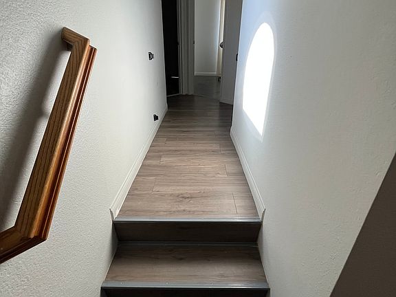 3rd image of 45659 Victoria Ave
