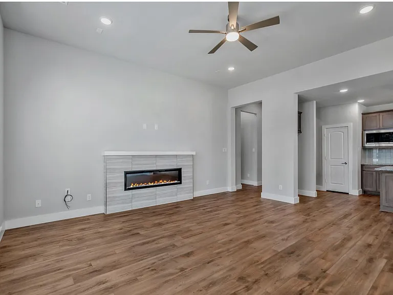 3304 Lake Palestine Rd — Photo 9