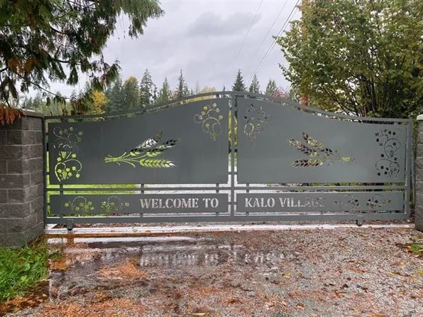 12753 256th St, Maple Ridge, BC V4R 1C2