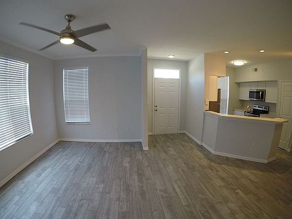 3rd image of 10550 Windsor Lake Ct