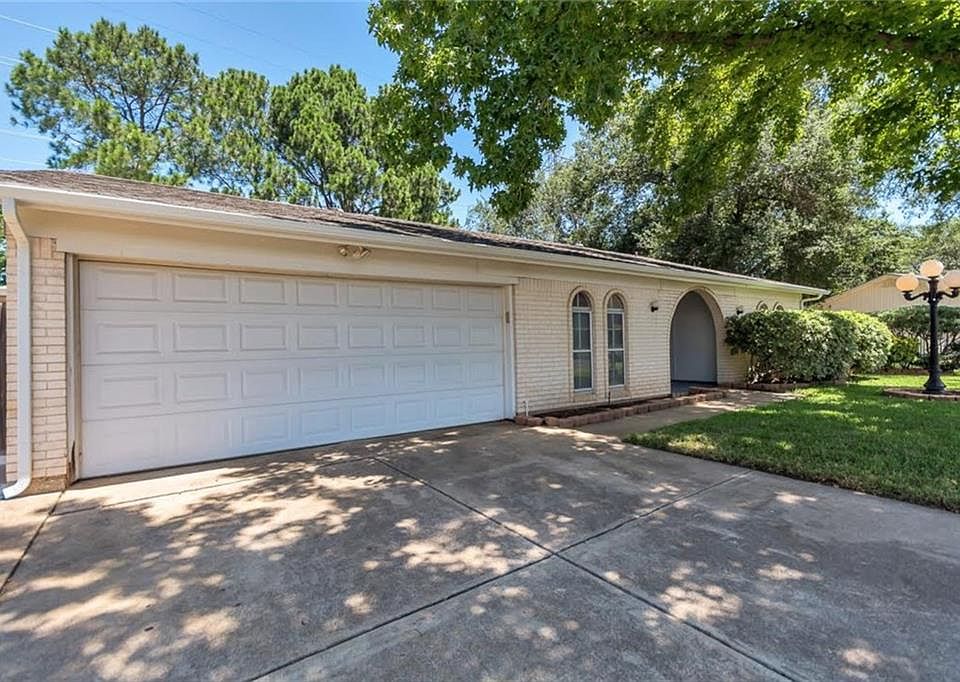 1st image of 5537 Scott Dr