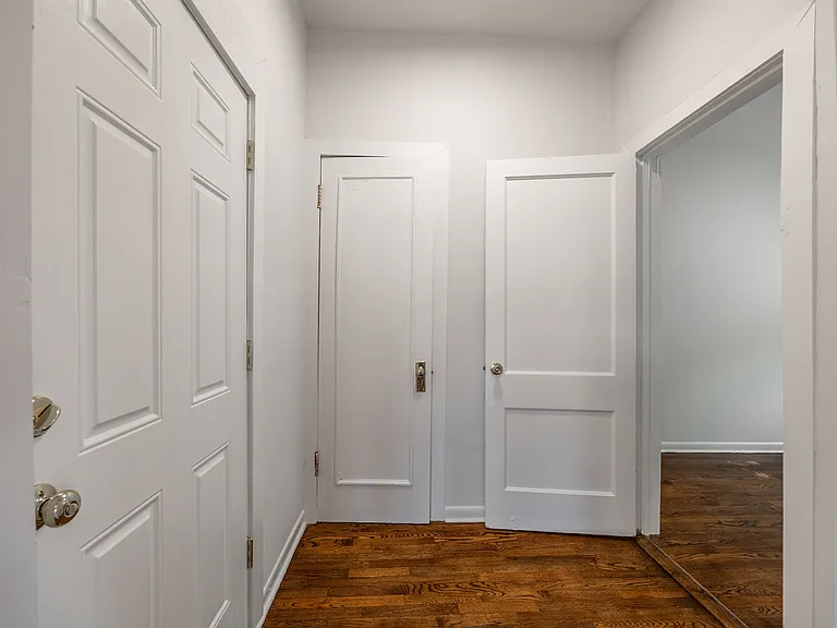 1000 N Mozart St #3 — Photo 5