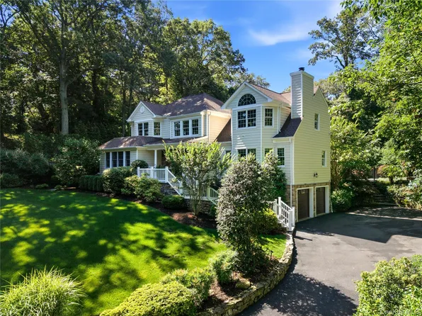 406 Brook Road, Port Jefferson, NY 11777