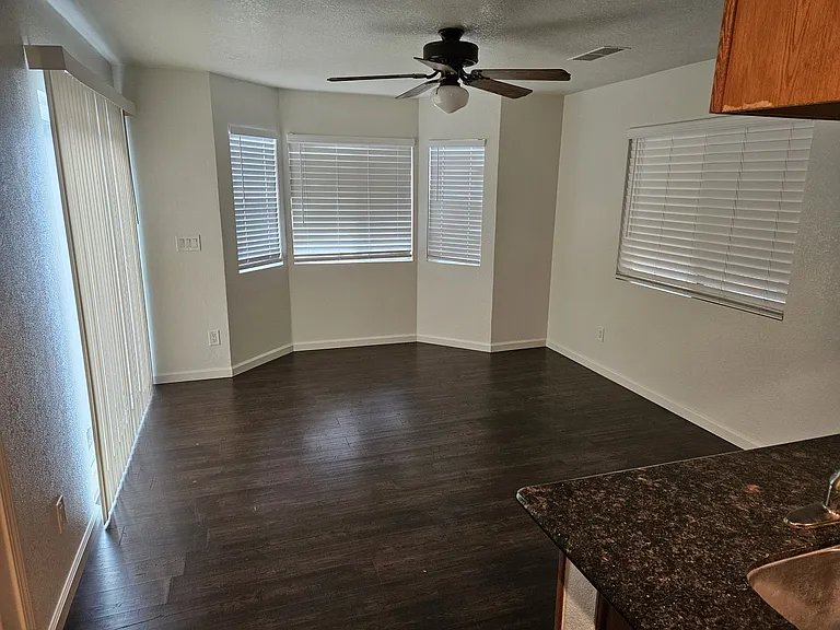 3616 Mahogany St — Photo 6