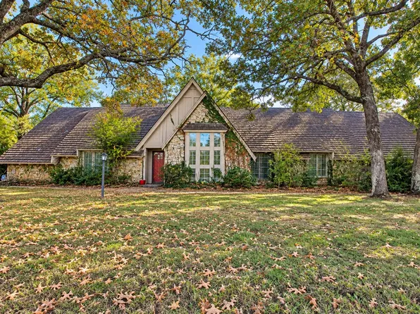 1820 E 20th St, Okmulgee, OK 74447