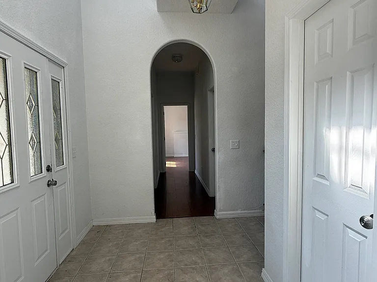 19 Oak Creek Cir — Photo 42