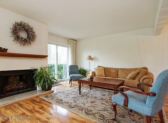 5th image of 214 W Wimbolton Dr #214