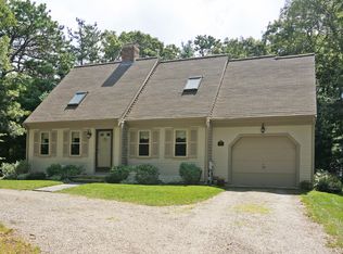 92 Nobadeer Rd, Hyannis, MA 02601