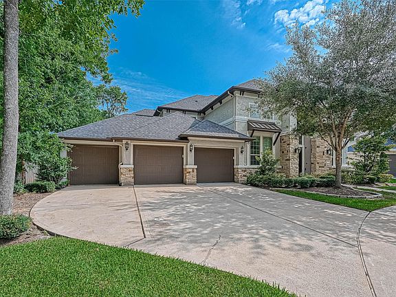 3rd image of 34 Chiara Ct