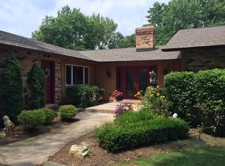 655 Maple Ct, Frankfort, IL