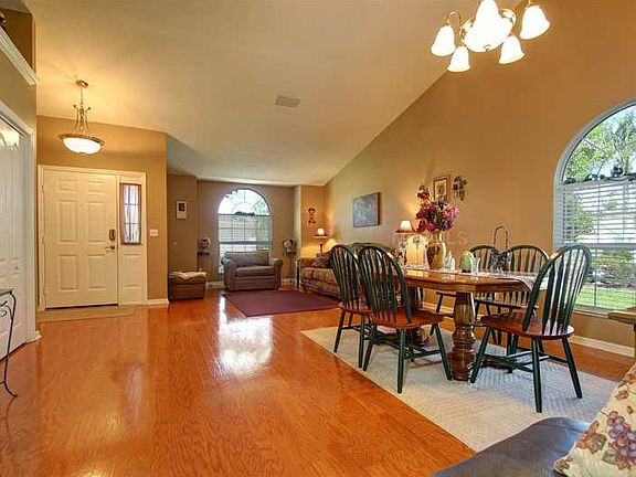 4th image of 6706 Northlake Dr