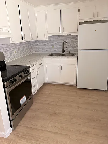252 Blakeslee St #2 Photo 1