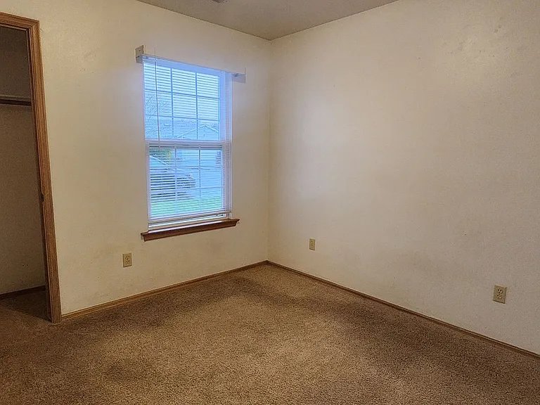 2330 Adkins Ct — Photo 16