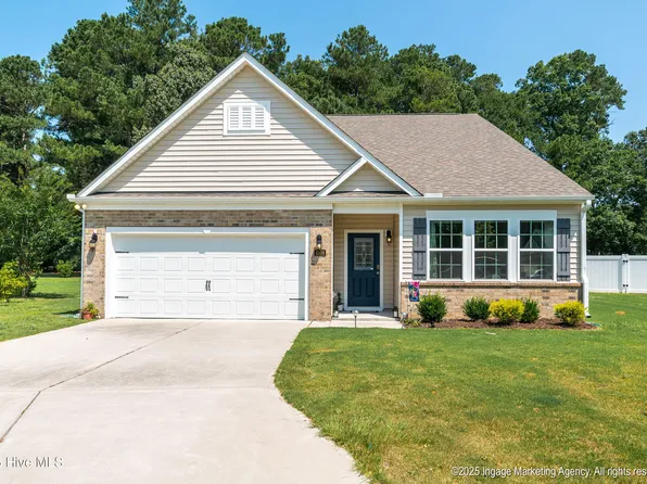 4306 Nine Iron Drive, Ayden, NC 28513